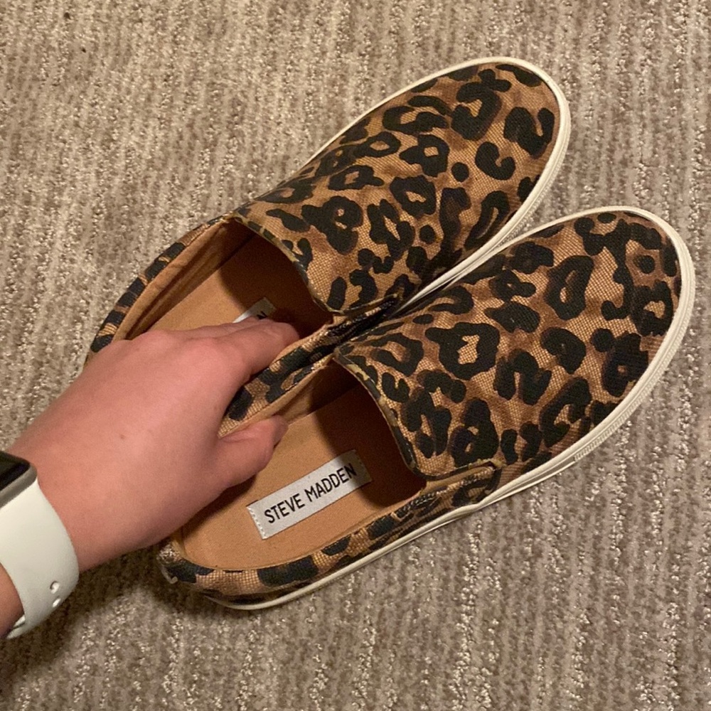 Steve madden slip ons - Picture 1 of 5